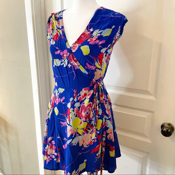 Yumi Kim Soho Mixer floral Dodger blue wrap dress - Picture 4 of 8